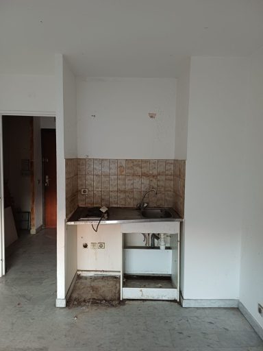 Avant — Cuisine Avant — Cuisine — rénovation d’un appartement à Nice par B&S Rénovazur